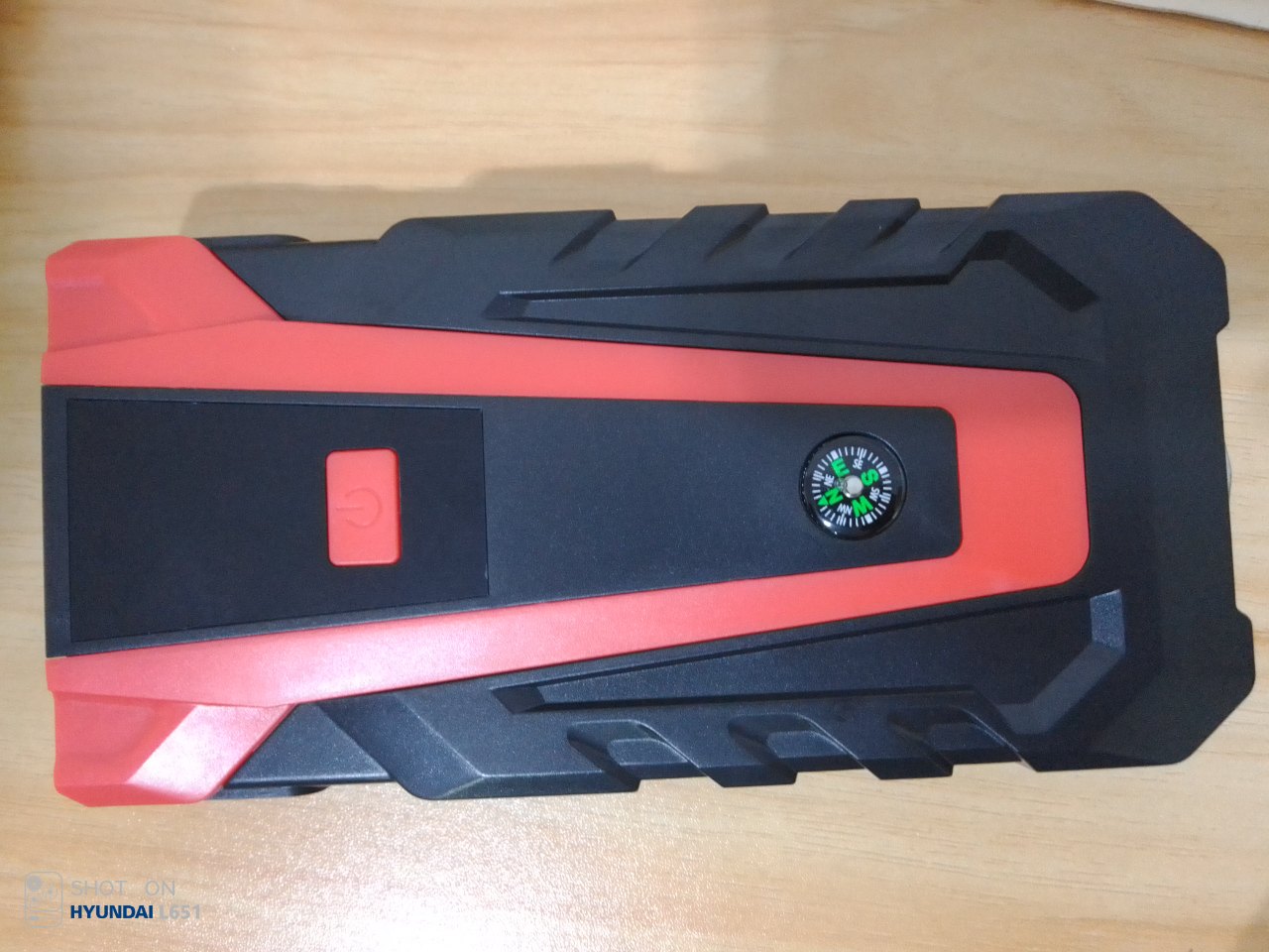 Jumper para Auto 12V con Power Bank y Linterna LED